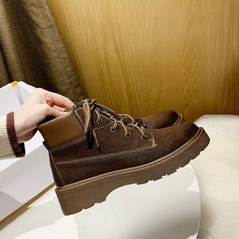 Women Fashion Platform Martin Booties Woman 2021 Autumn Black Lace-up Round Toe Combat Short Leather Ankle Boots Botas De Mujer