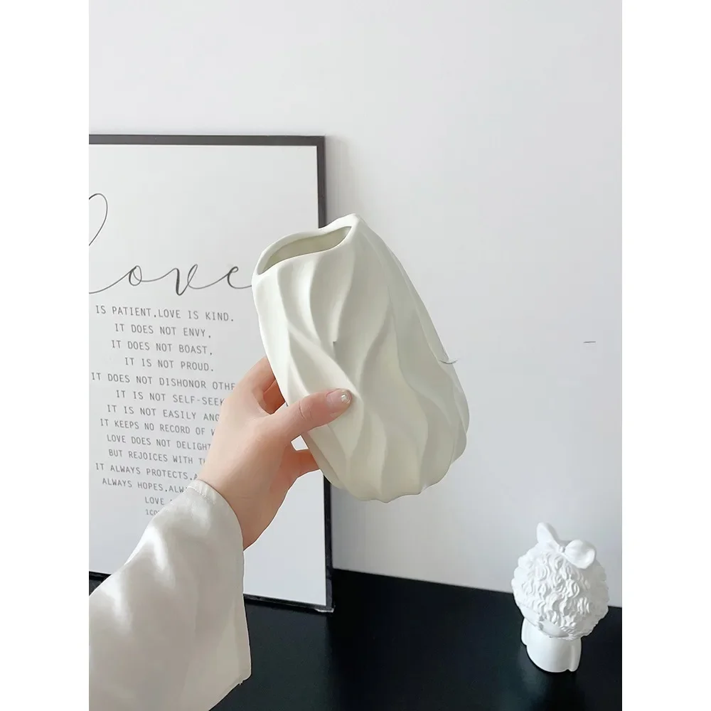 Ветровая ваза крем Ins керамическое украшение Цветочная композиция с поднятой