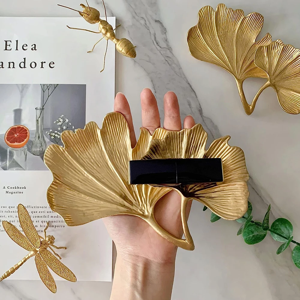 

Gold Jewelry Tray Ginkgo Leaf Trinket Dish Vintage Ring Holder Bowl for Bracelet Earring Necklace Organizer Decorative