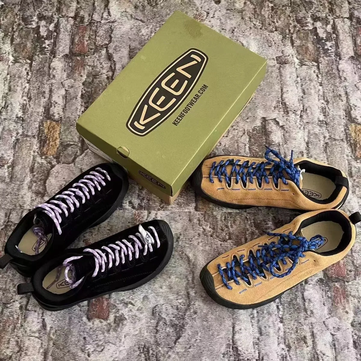 

New all-match classic outdoor hiking cross-country shoes for men and women of the same style low-cut hiking shoes casual shoes