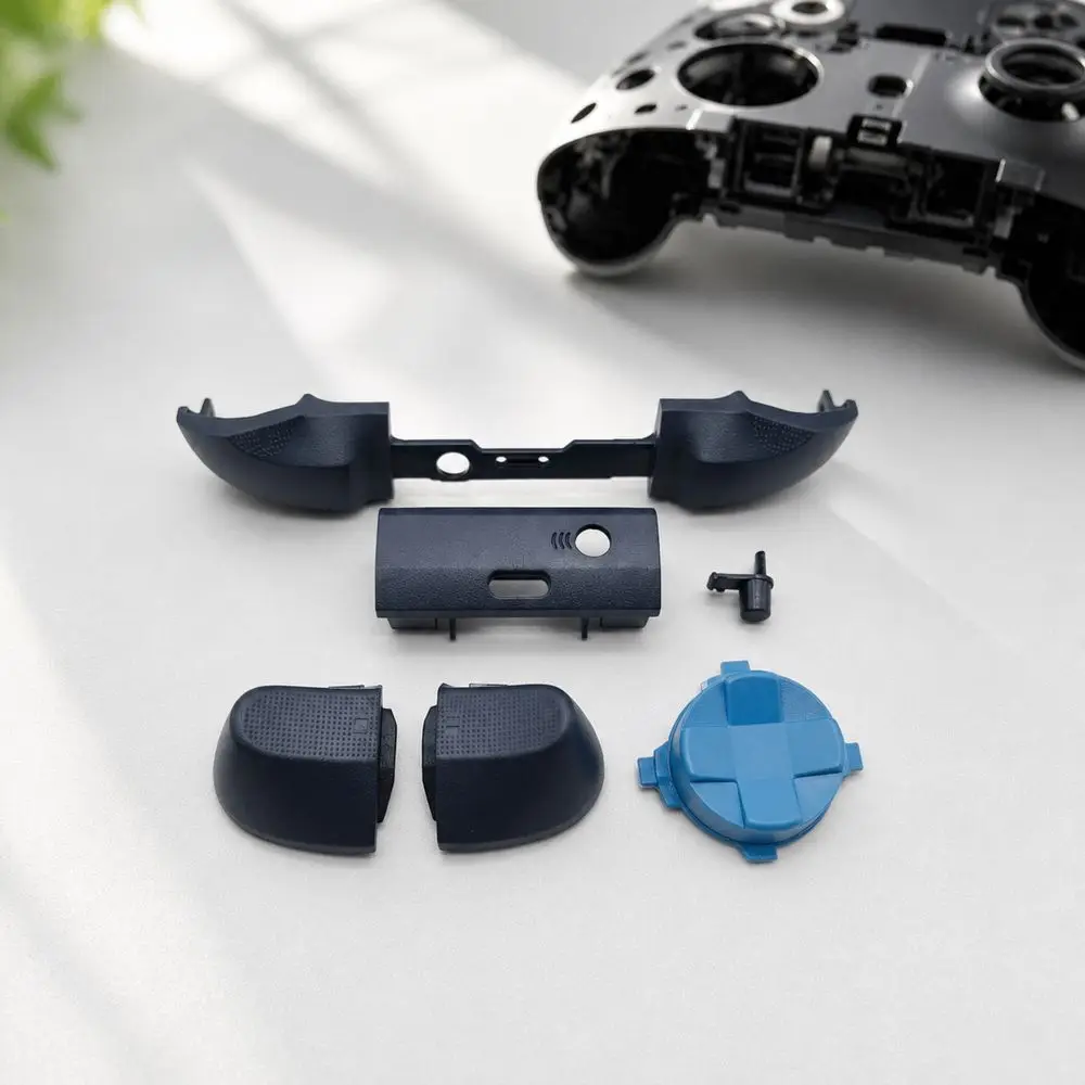 Фото Комплект сменных кнопок-триггеров (LTRT LBRB) для геймпадов Xbox Series X S, 1 комплект №4