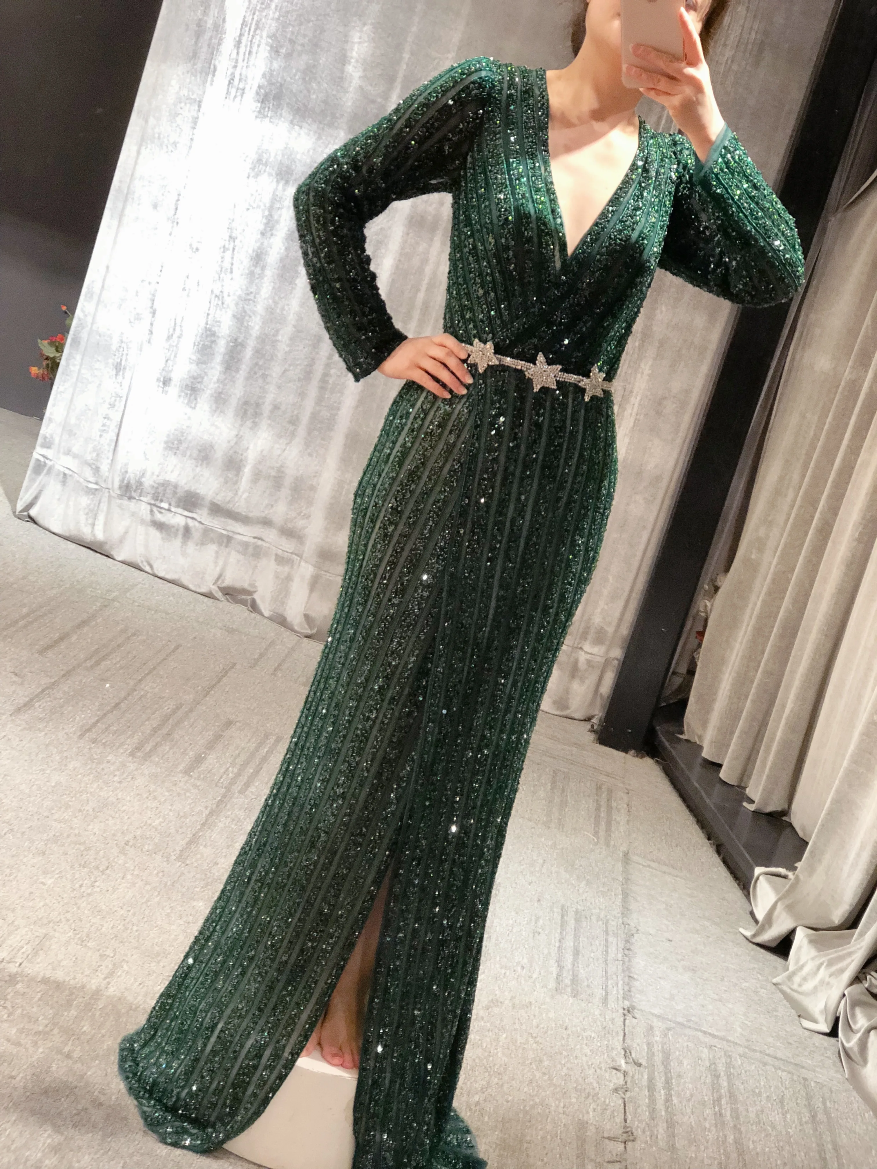 Рисунок 6 - Женское вечернее платье до пола