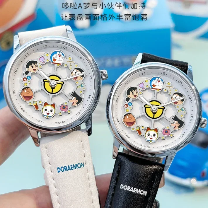 Фото Совместные брендовые часы Doraemon Carousel ZGO с вращающимся циферблатом, светящиеся кварцевые часы для девочек №5