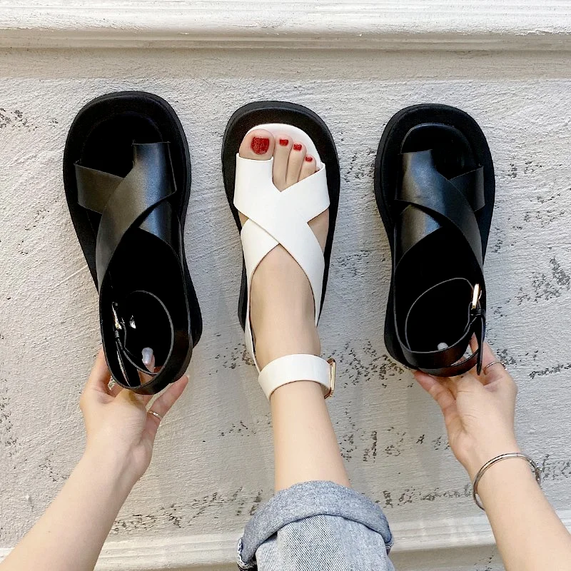 

2022 Summer New Roman Sandals Soft Leather Open Toe Buckle Platform Beach Shoes Fashion Round Toe Wedge Heel Gladiator Sandalias