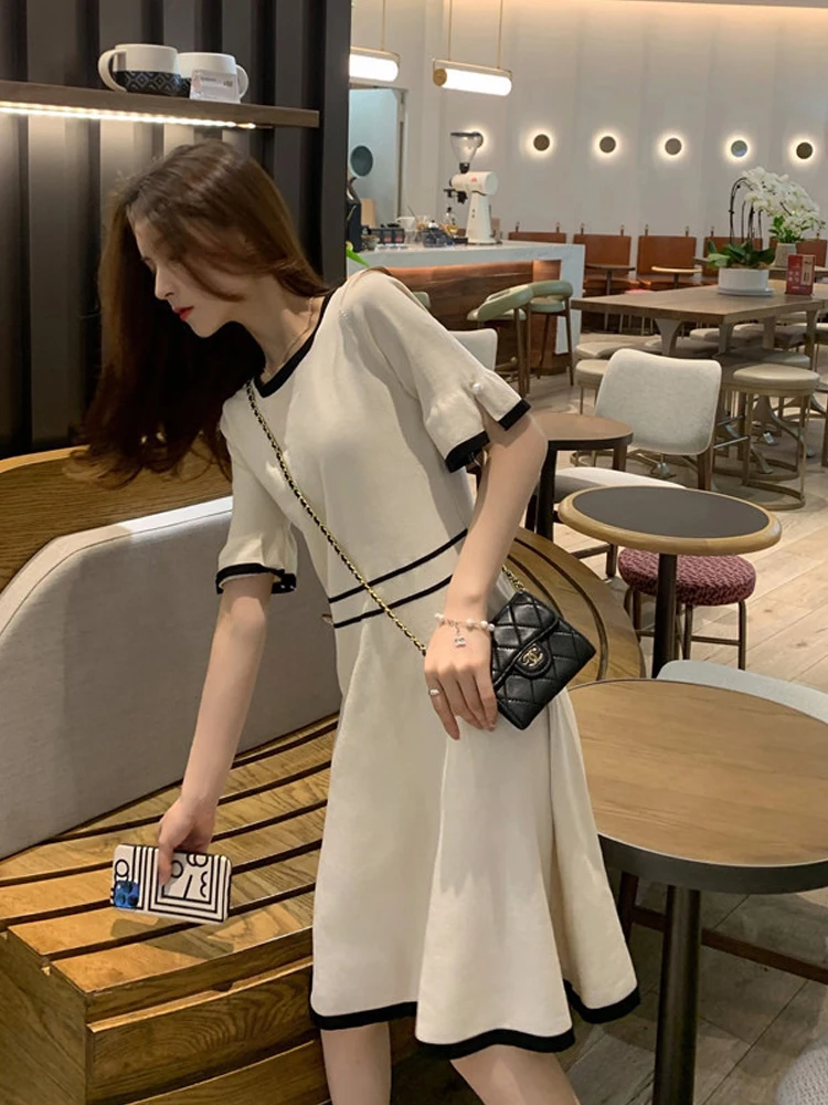 

High Waist Women Dress A Line Stripe Knitted Sweater O Neck Short Flare Split Sleeve Dress Elegant For Ladies New 2022 Summer