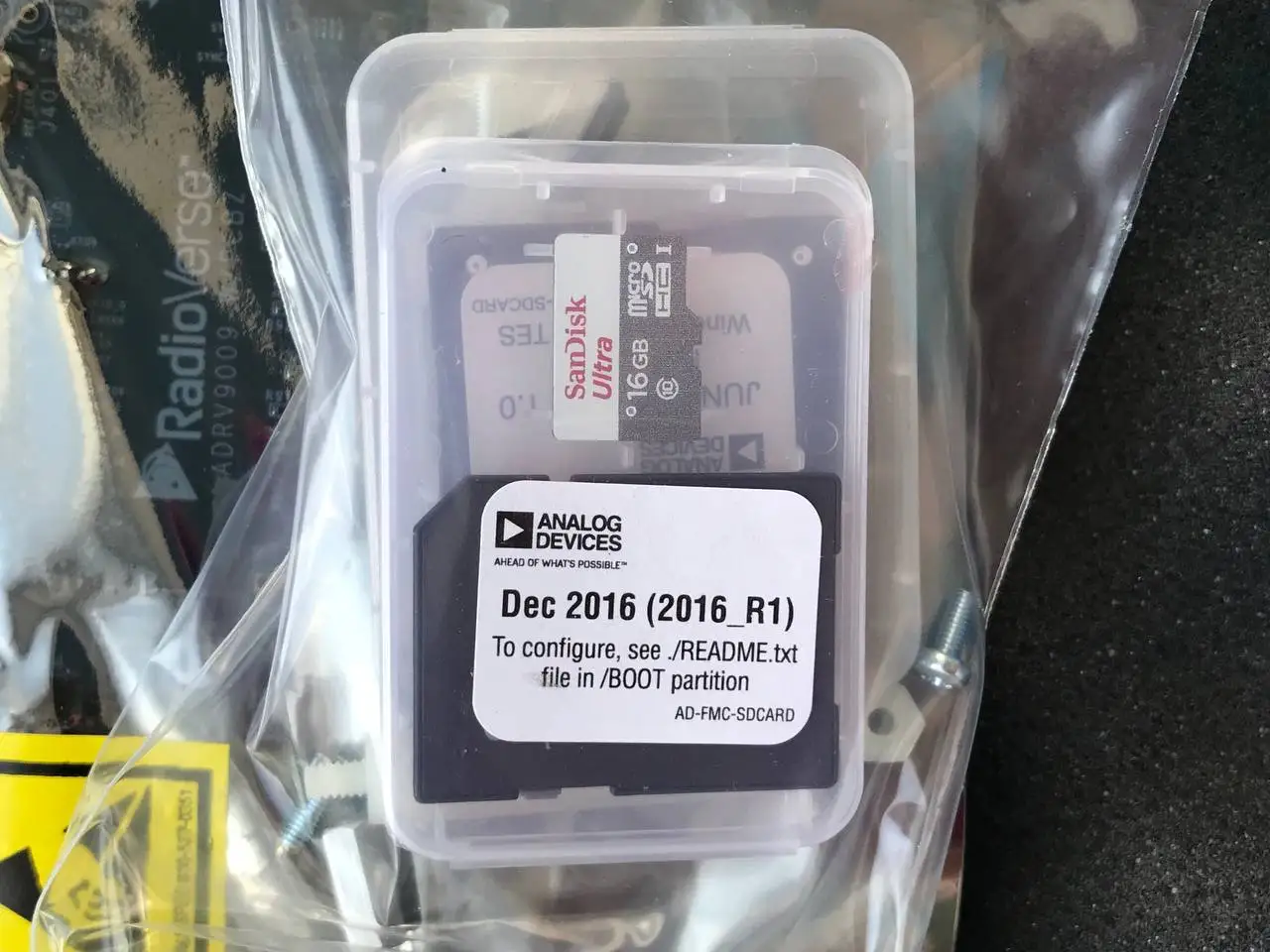 Фото ADRV9009-W/PCBZ Радиочастотные средства разработки Dual RF Rx/Tx/ORx Evaluation board Analog Devices №4