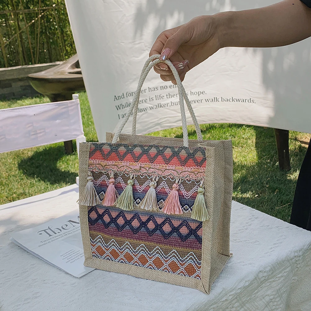 

Female Retro Ethnic Shoulder Bag Women Exquisite Linen Tassels Tote Handbags Casual Leisure Travel Shopper Purse