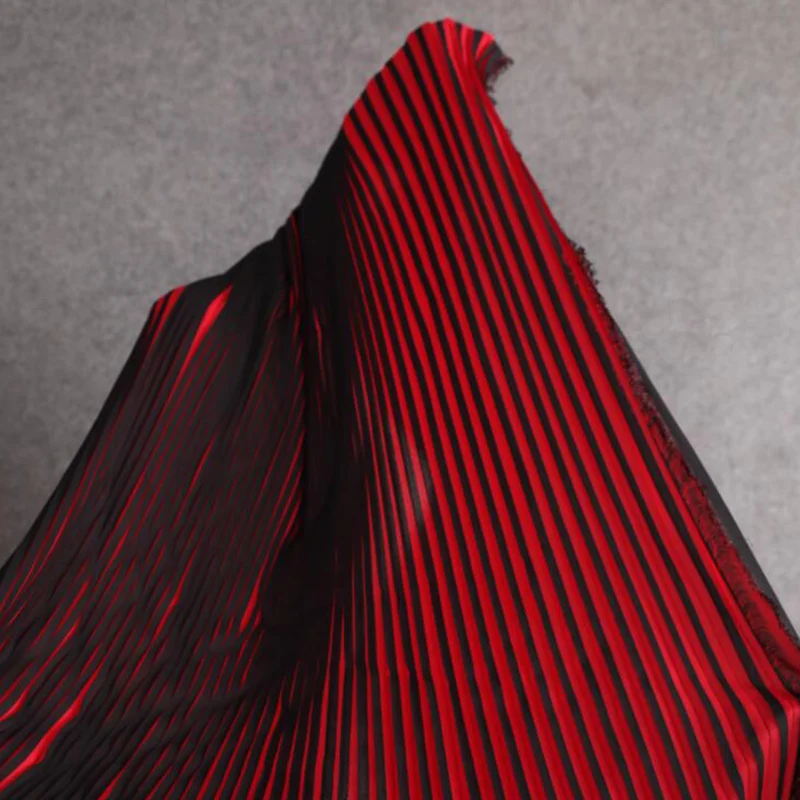 Женская плиссированная полосатая шифоновая ткань гладкое ощущение платье с