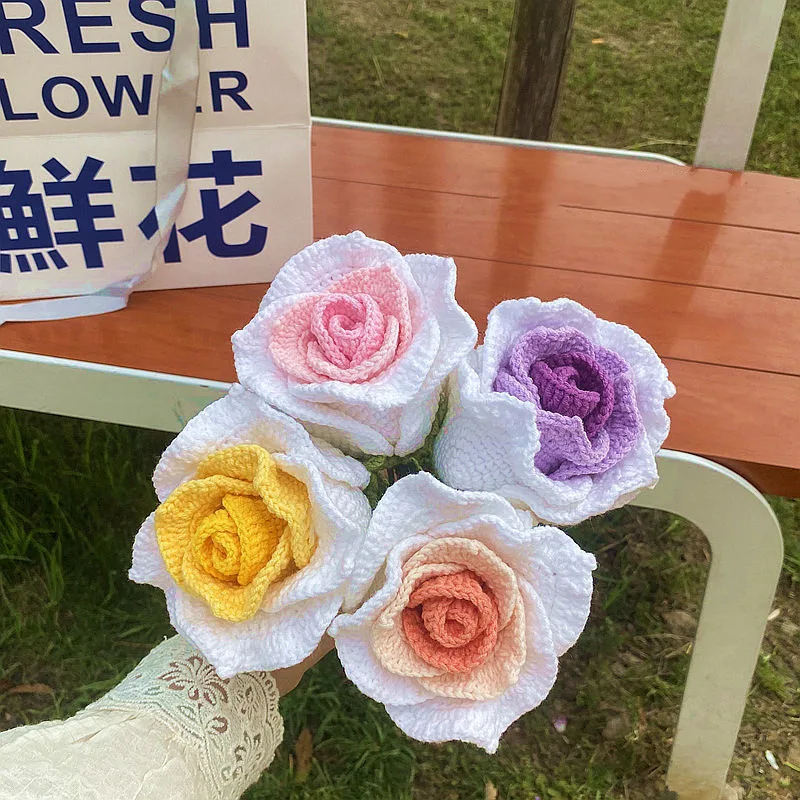 Искусственный букет из тайской розы