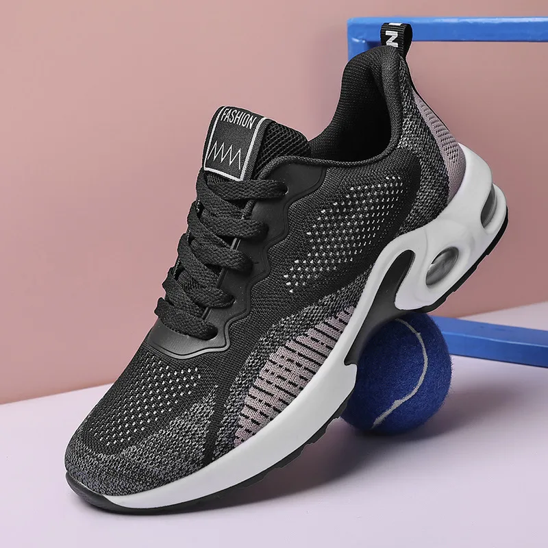 

Fashion Women Flat Sneakers Spring Mesh Breathable Casual Shoes Lace Up Trainers Summer Soft Ultra Light Vulcanize Shoes