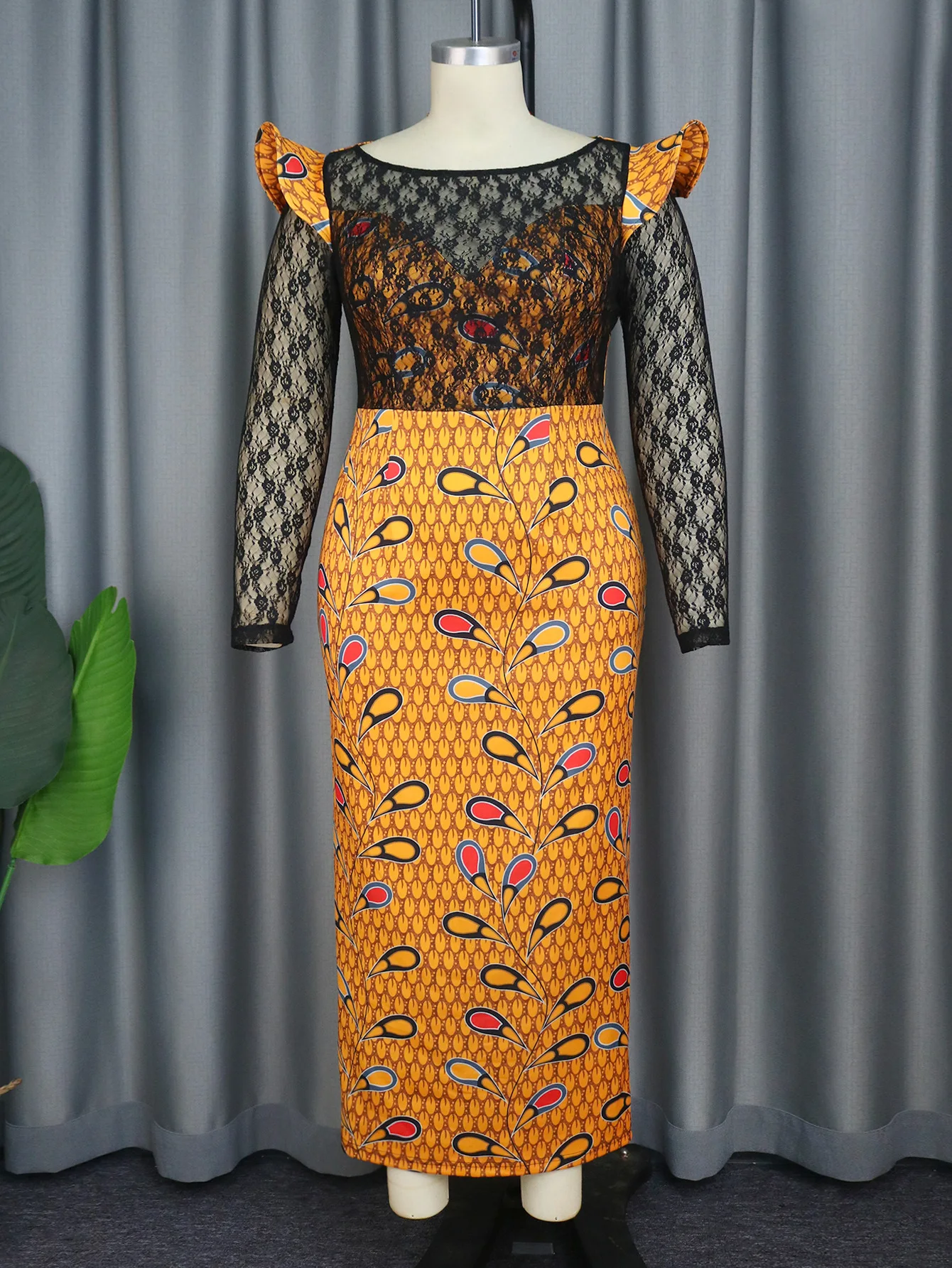 Plus Size Prom Dress For Chubby Women Lace See Through Elegant Pretty Cloth Female Luxury Robe 2023 Summer Trendy Evening Dress