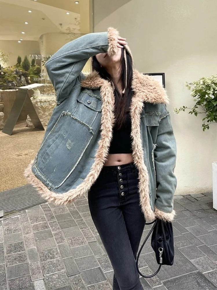 Американское винтажное джинсовое пальто из меха ягненка для женщин 2024 зимнее