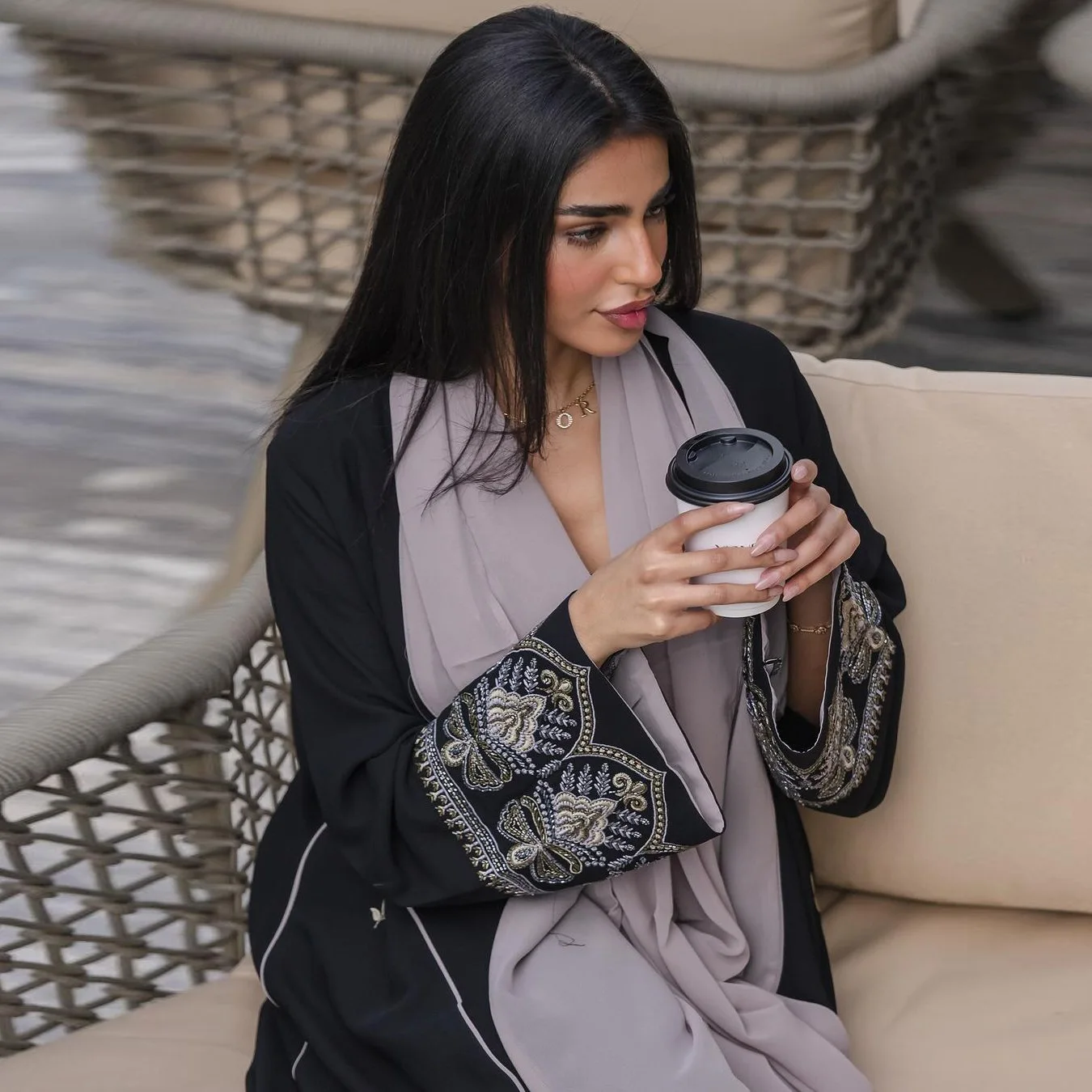 Рамадан ИД черная вышивка открытая скромная абайя Дубай лето 2024 мусульманское