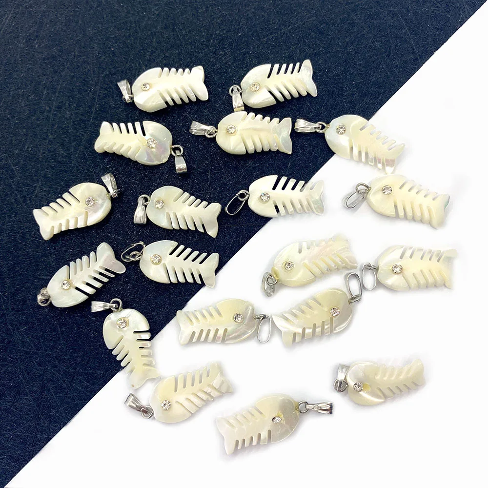 

Natural Shell Carved Fishbone Pendant 11x20mm Mother Of Pearl Pendant Charm Jewelry Making DIY Necklace Earring Accessories