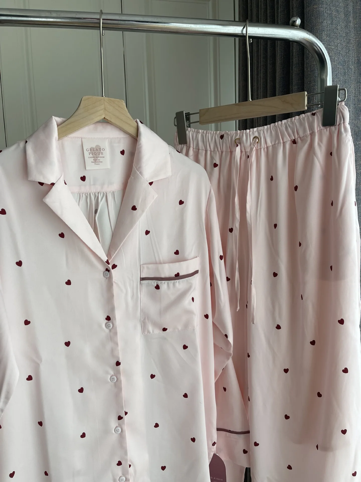 Satin Homewear Set Room Wear Gelato Pique 2023 Spring Summer New Women's Pajamas Pants Love Prints