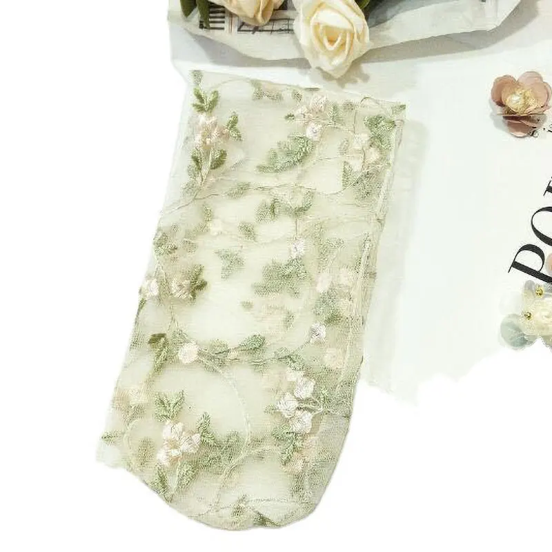 New designer retro embroidery mesh Flowers socks Tulle Women Transparent Chiffon Long Socks europe Femme Thin Socks