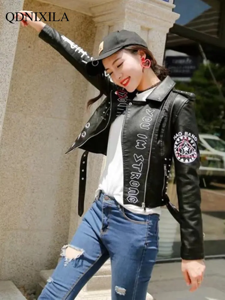 Women's Leather Jacket 2023 New Outerwear Asymmetric Zip Leather Jackets Print Rivet Rock Women's Moto Biker Zipper Jacket