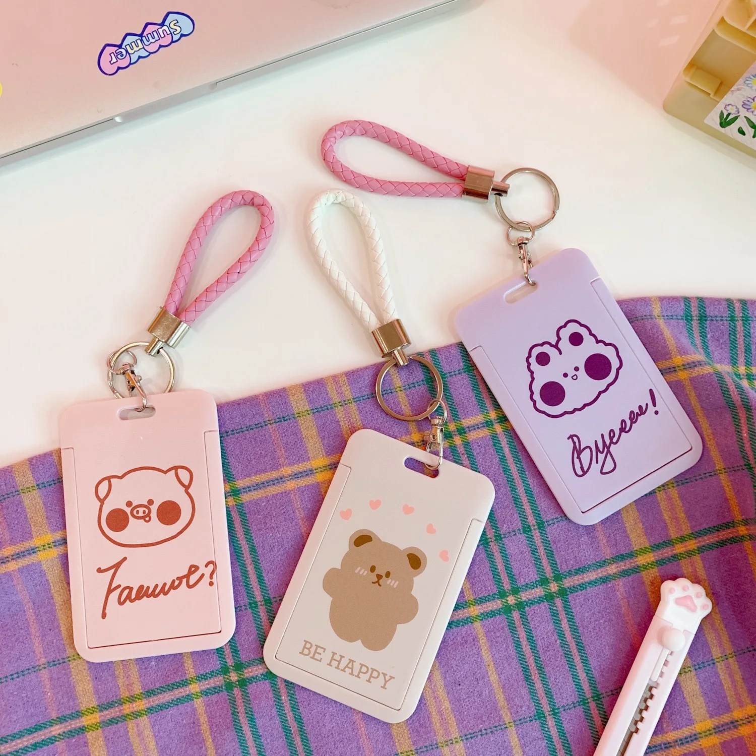 

Держатель для карт с мультяшным милым медведем и шнурком, вертикальный школьный, ученический, автобус, кредитная карта с брелоком, аксессуа...