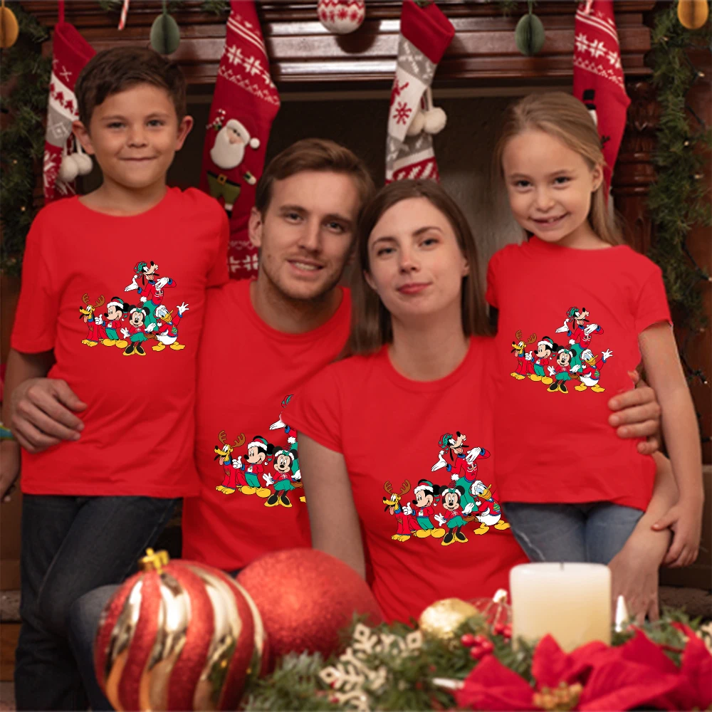 

Disney Mickey Family Christmas T-shirt Red Fashion Father Mother Kids Matching Clothes Festival Gift Baby Tops Tees Xmas Eve