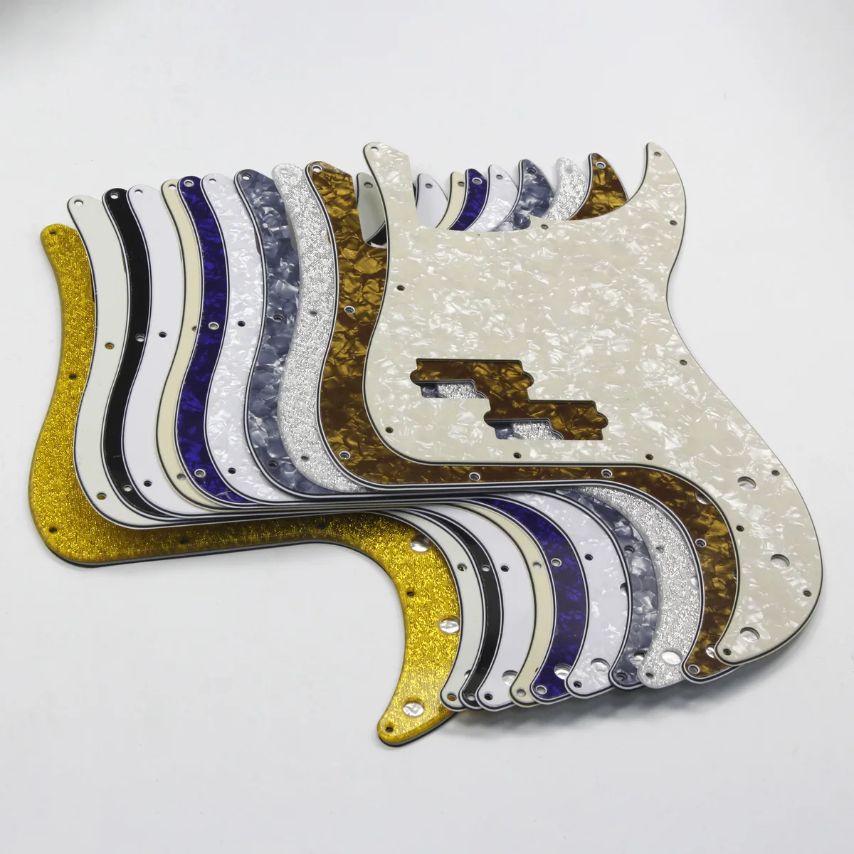 

FLEOR 1PC P Bass Pickguard 13 Holes Scratch Plate & Screws for 4 String PB Bass Parts, 15 Colors Choose