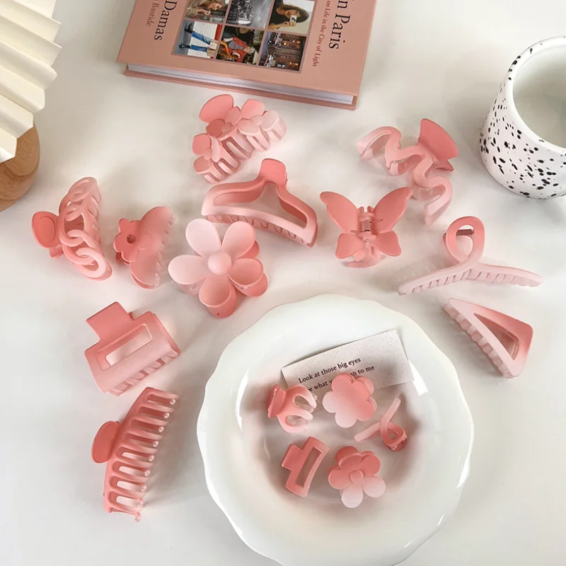 Scrub Hair Claw For Women Simple Personality Pink Hair Clip Girls Fashion Elegance Sweet Barrette Hair Accessoires