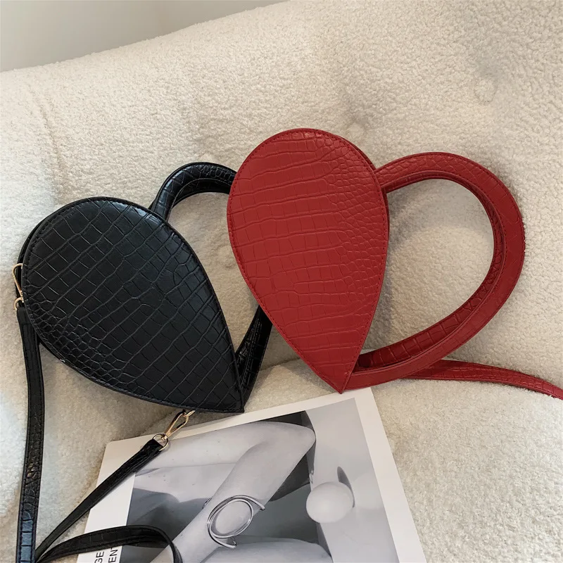 

2022 Spring New Evening Clutch Bags Love Pattern Evening Clutch Bag Wedding Purse Love Hollow Shape Women's Bag Women Handbag