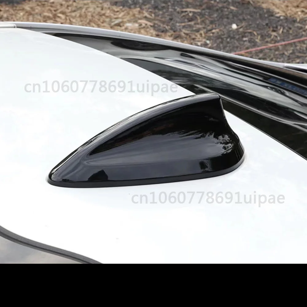 Чехол для антенны Black Shark Fin BMW M2 M3 M4 123457 Series X1 X3 F22 F30 F34 F80 F87 F32 F36 F82 G11 G20 G12 G30