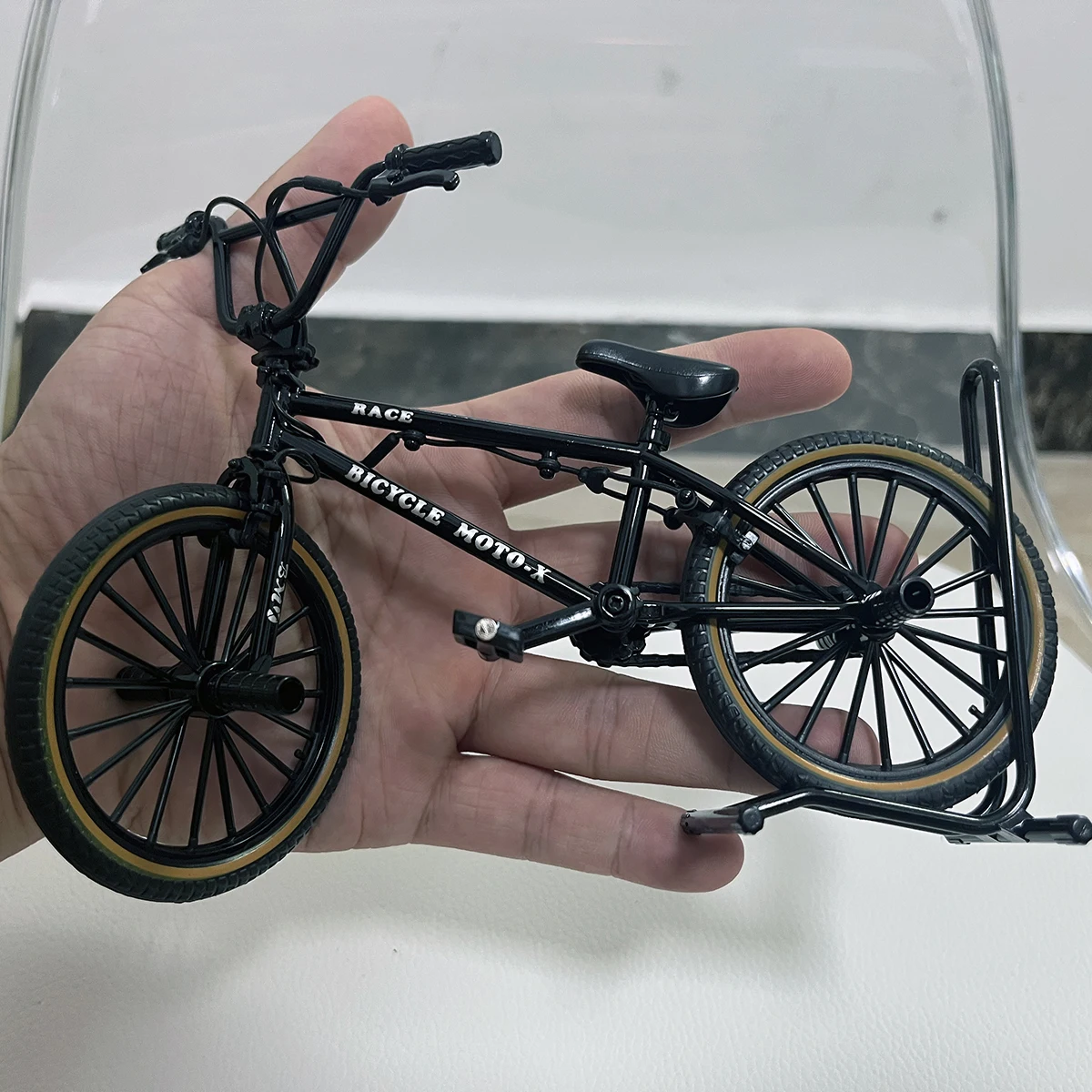 1:8 масштаб металлический сплав Velocipede модель велосипеда на палец миниатюрный