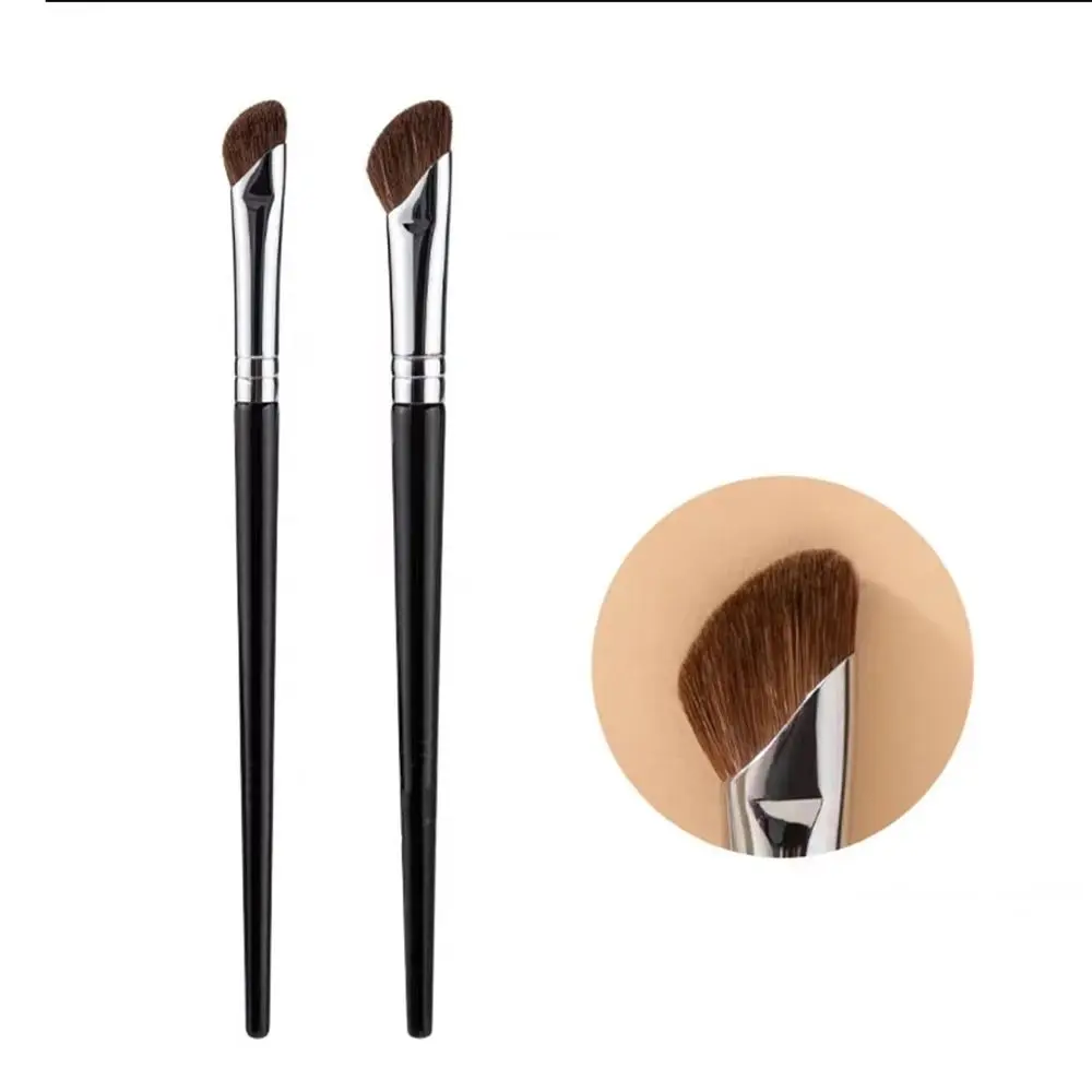 

Foundation Concealer Brush Women Nose Shadow Brush Sickle Makeup Brushes Face Bronzer Angled Contour Brush