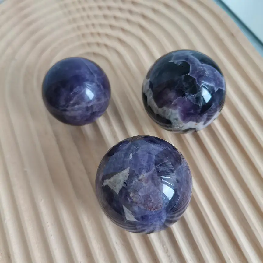 

Natural Crystal Dream Amethyst Ball Polished Sphere Massaging Ball Reiki Healing Stone Home Decoration Collect Souvenir