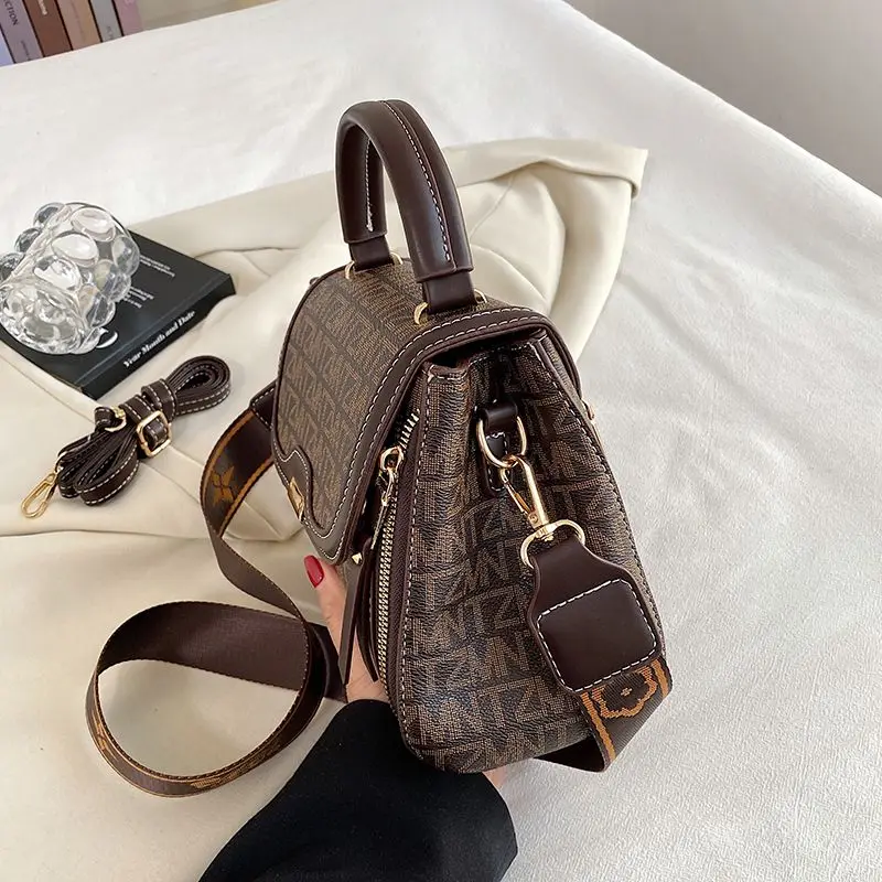 2023 Summer Fashion soft leather hand bill shoulder large capacity women's bag