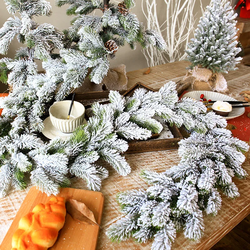

Christmas Wreath Barries Cones Artificial Vine Hanging Floral Foliage Garland Christmas Decorations for Home ozdoby ślubne 2023