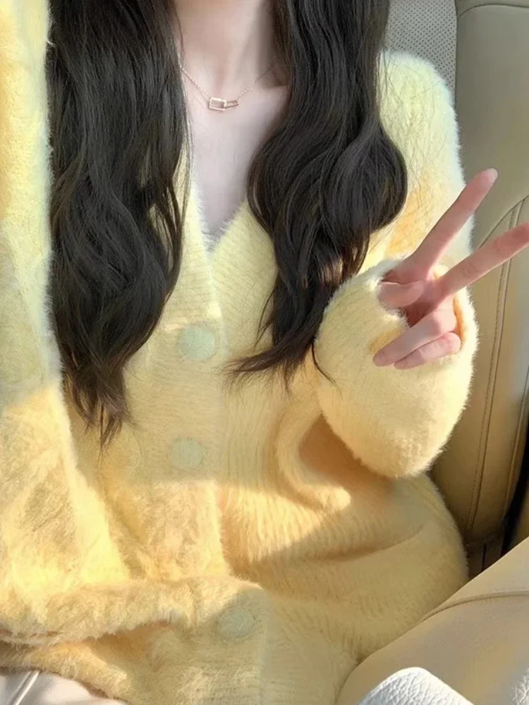 Однотонный кардиган женский осенний мягкий уютный простой повседневный милый