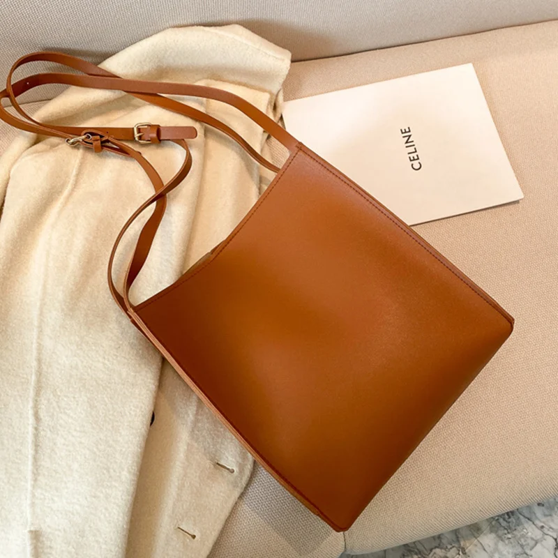 

2022 Bags for Women Soft Leather Tote Bag Large Capacity Leisure Female Bag Adjustable Strap Retro Casual Crossbody Shoulder Bag