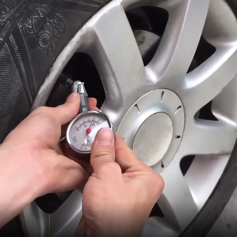 Tire pressure monitoring tool for automotive tread depth gauge Tire pressure gauge 2-in-1 digital display tire pressure gauge