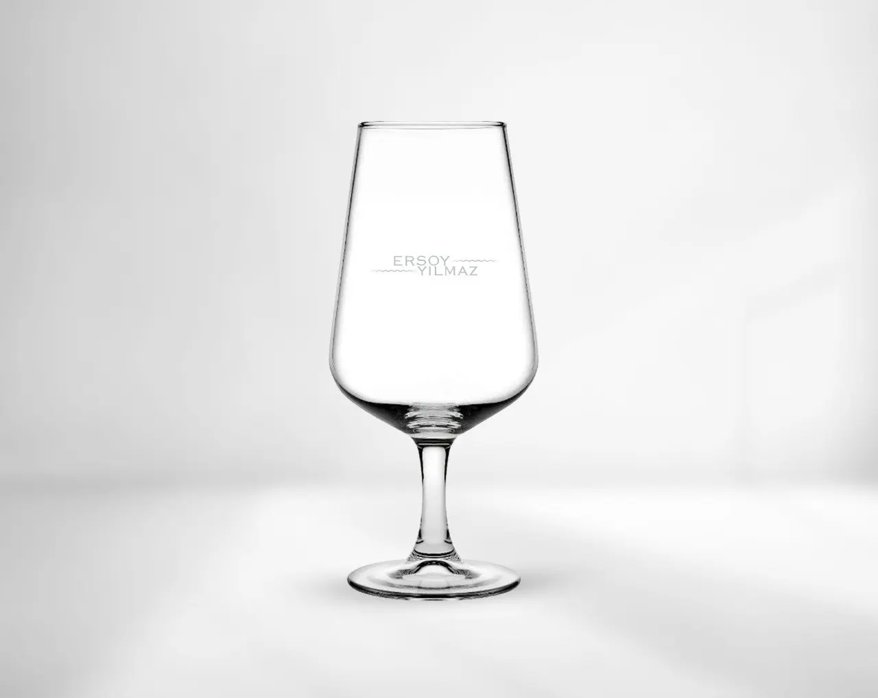 

Персонализированная пивная чашка Аллегра