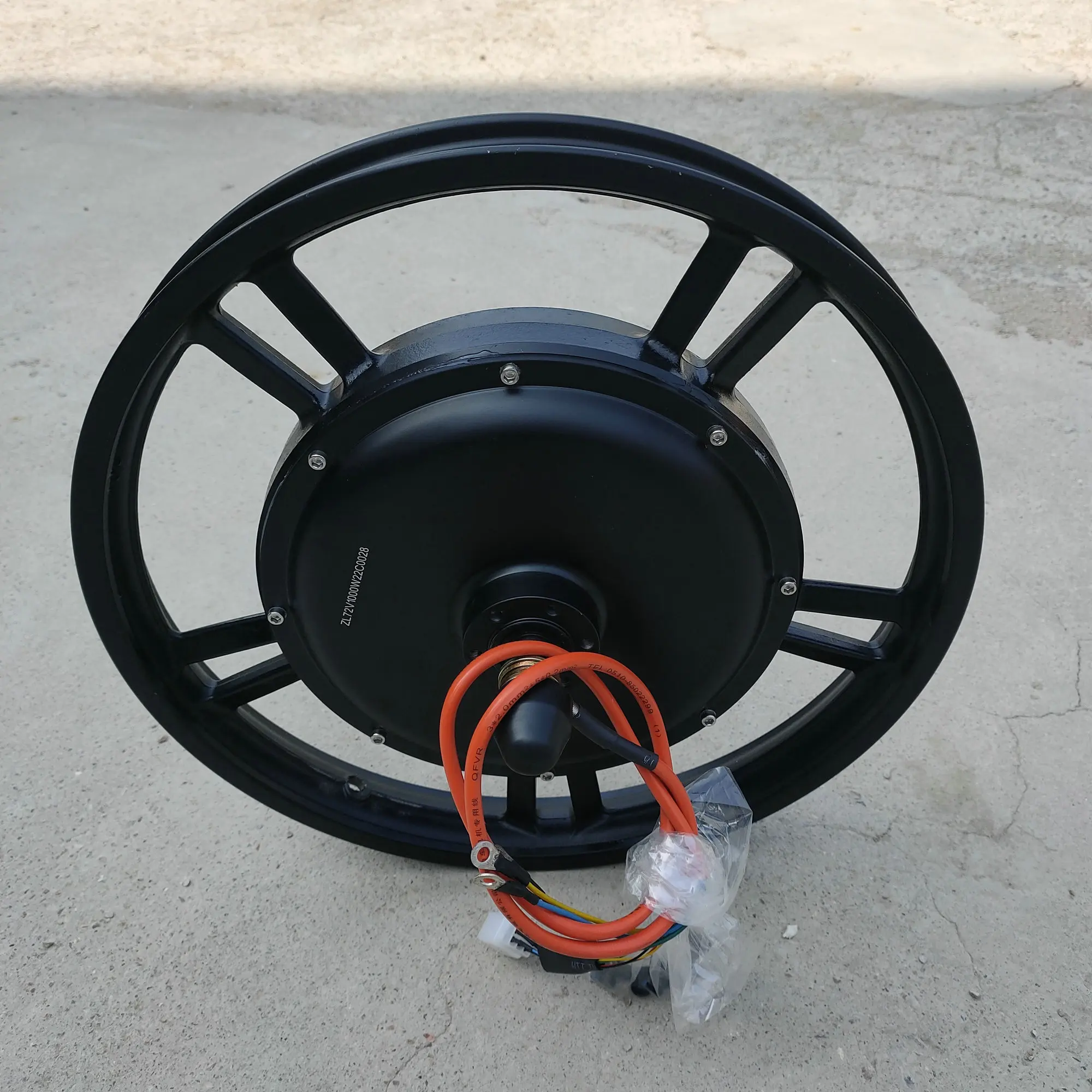 18-дюймовый двигатель BLDC 48V60V72V1000W с колесным дисковым тормозом 6 отверстий