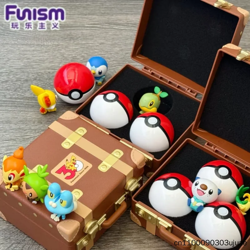 Фото Коллекционная фигурка Funism Pokemon к 30-летию: Слепая коробка-сюрприз, Покебол, настольное украшение для фанатов №1