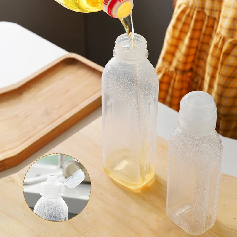 

300ml/500ml Kitchen Squeeze Oil Bottle Dispenser Oil Spray Bottle Condiment Cooking Baking Ketchup Mustard Vinegar Olive Oil