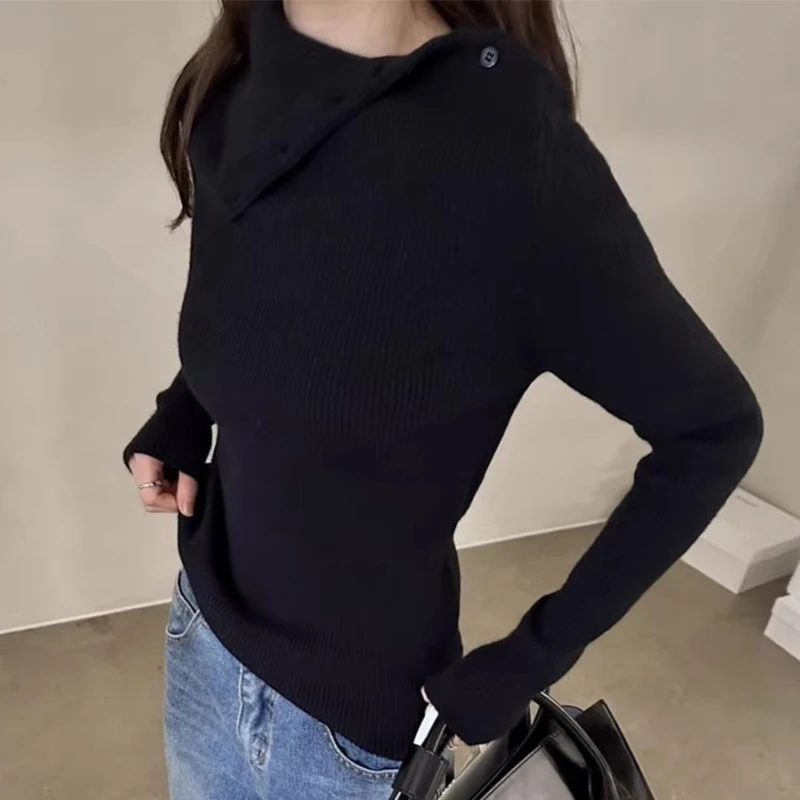Водолазка с боковыми пуговицами дизайн 2024 женский свитер вязаная верхняя одежда
