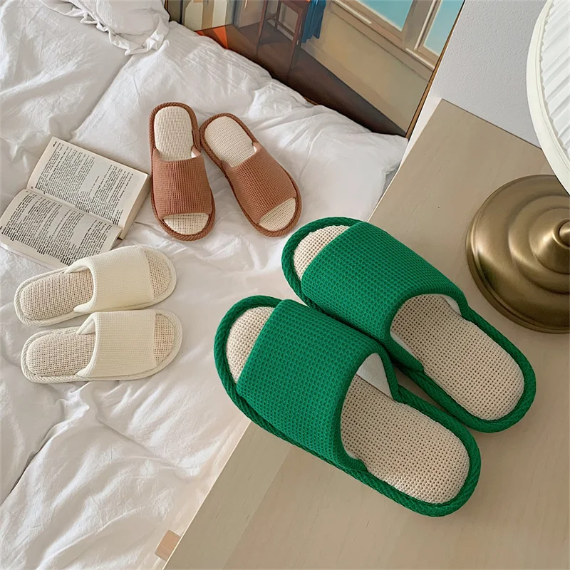 New 2023 Women Cotton Linen Slippers 4 Seasons Indoor Shoes Anti-slip Breathable Platform Slides Ladies Home Floor Slipper