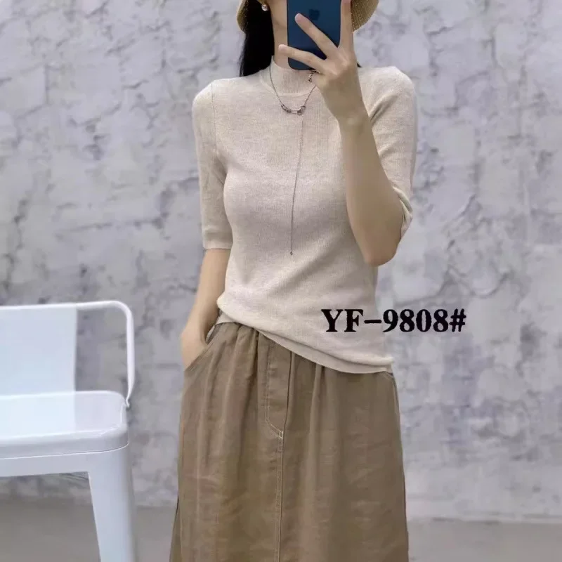 Элегантная художественная однотонная футболка с круглым вырезом и короткими