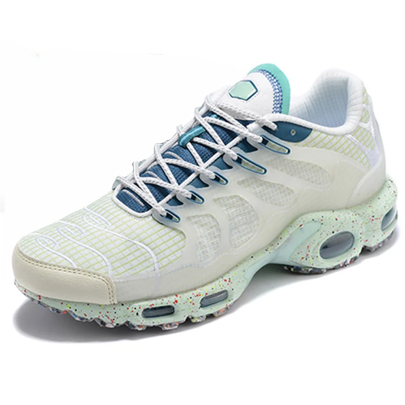 

TN Plus Black Triple White Neon Volt Terrascape Mens Designer Running Shoes Women Sports Cream Racer Trainers Sneakers