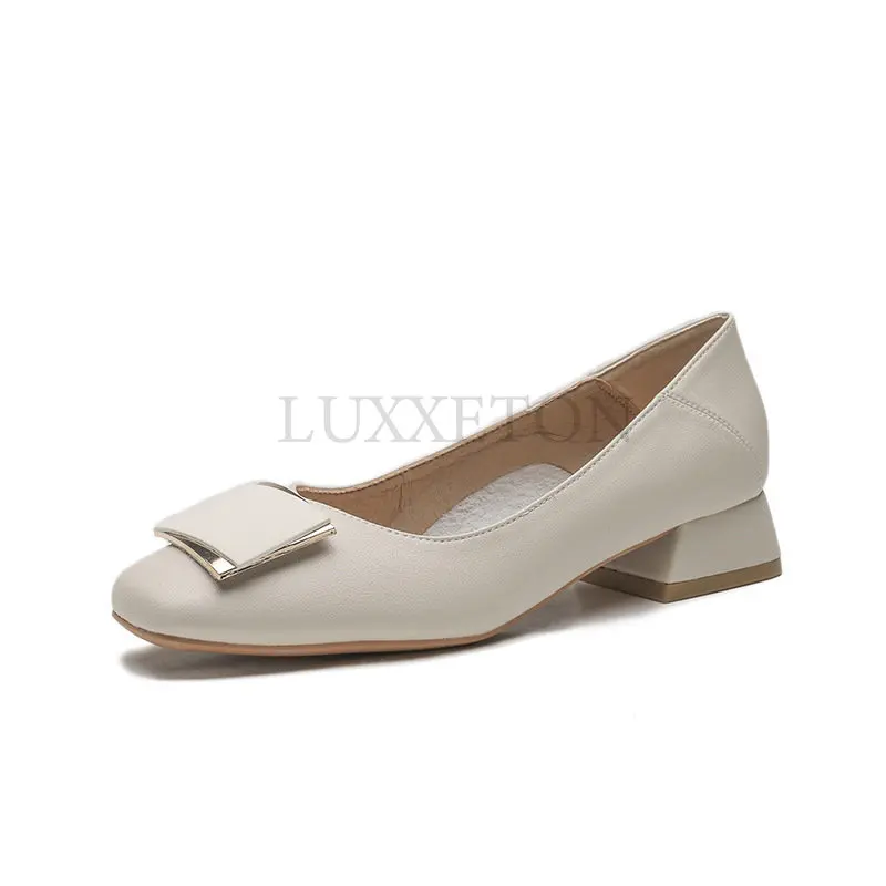 

Туфли женские на среднем каблуке, мягкая кожа, квадратная пряжка, толстый каблук, модная повседневная Весенняя нарядная обувь, высокие лодо...