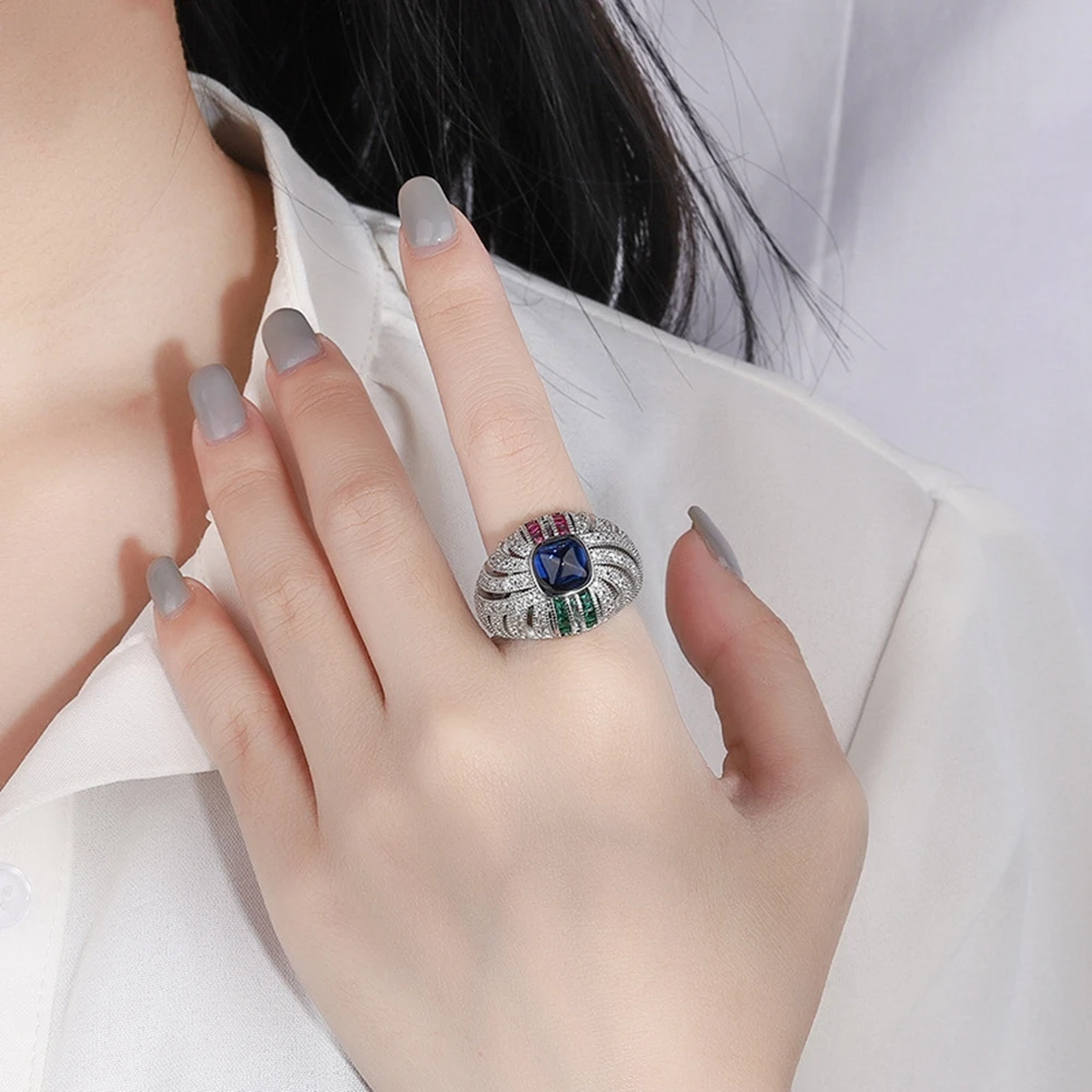 Кольцо женское ювелирное оптовая торговля, гиперболический дизайн, украшение из массивного серебра 925 пробы с сапфиром сахарного конуса весом 5 карат.