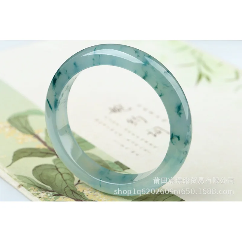 Браслет из Мьянмы с зеленым плавающим цветком и нефритом