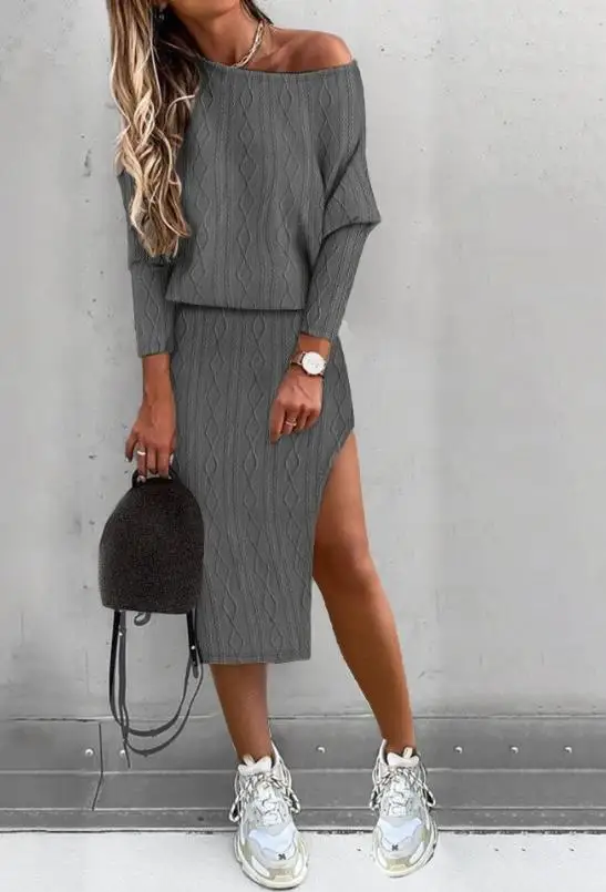 Рисунок 3 - Женский комплект из топа с диагональным