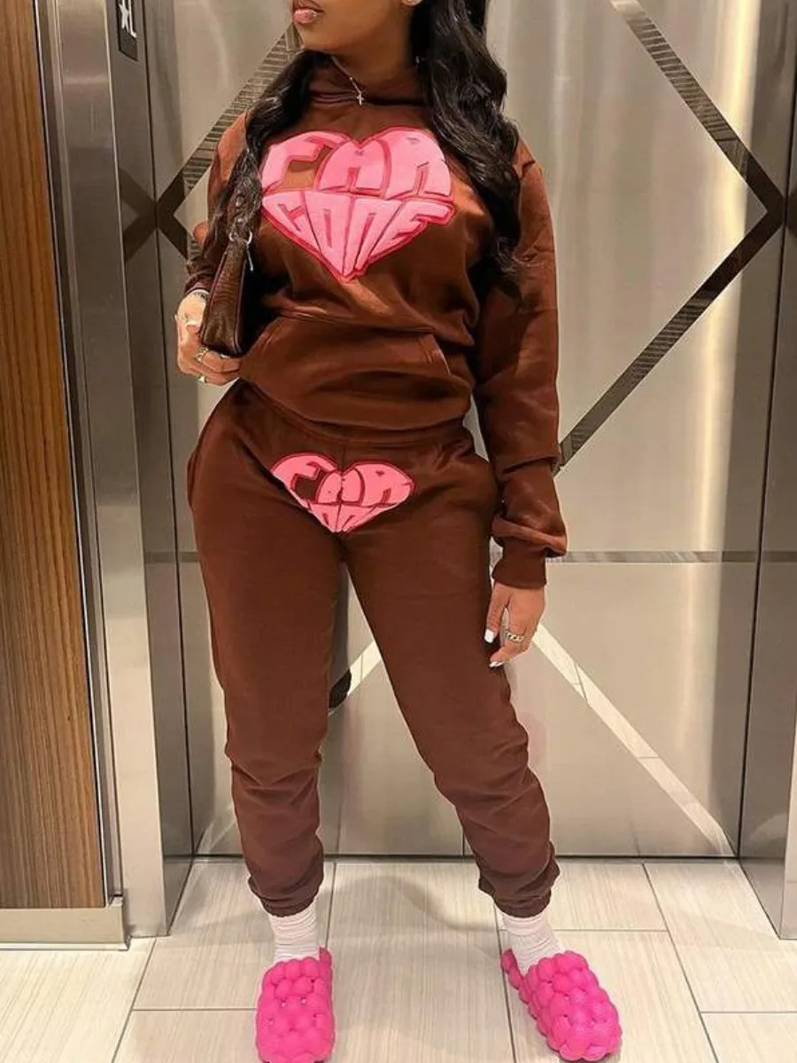 LW Letter Heart Print Kangaroo Pocket Tracksuit Set Hoodie+Sweatpants Women 2 Piece Pants Suits For Women Autumn Winter 2pc
LW Letter Heart Print Kangaroo Pocket Tracksuit Set Hoodie+Sweatpants Women 2 Piece Pants Suits For Women Autumn Winter 2pc