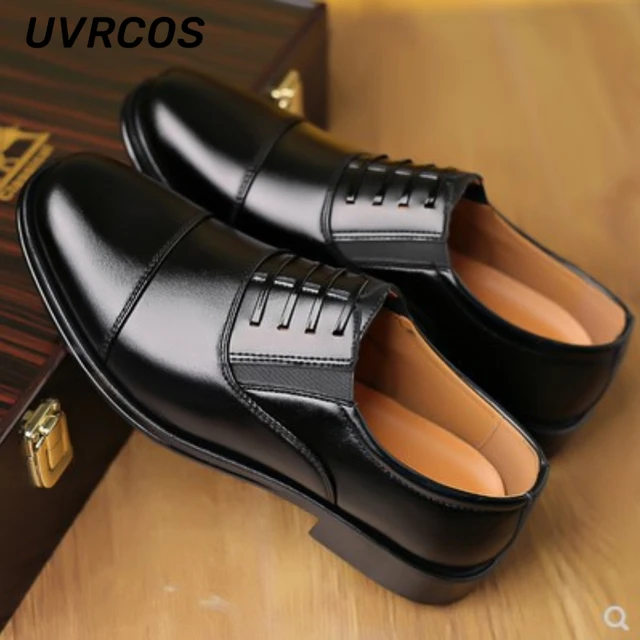 Formal Business Leather Shoes Men Soft Sole Casual Men Shoes Cover Foot Breathable Men Shoes Low-top Fashion Lace-up Shoes New 1