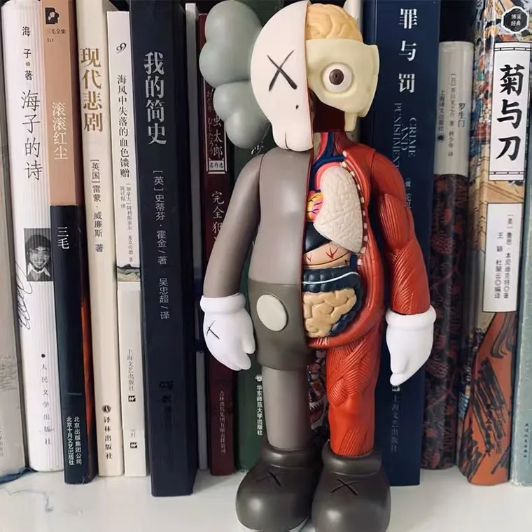 Фото Фигурка Violent Bear KAWS XX: Статуэтка для гостиной, настольная скульптура, модный предмет уличного искусства, игрушка для рабочего стола, подарок №3